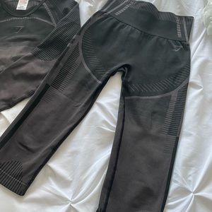 Gymshark geo seamless crop leggings size small